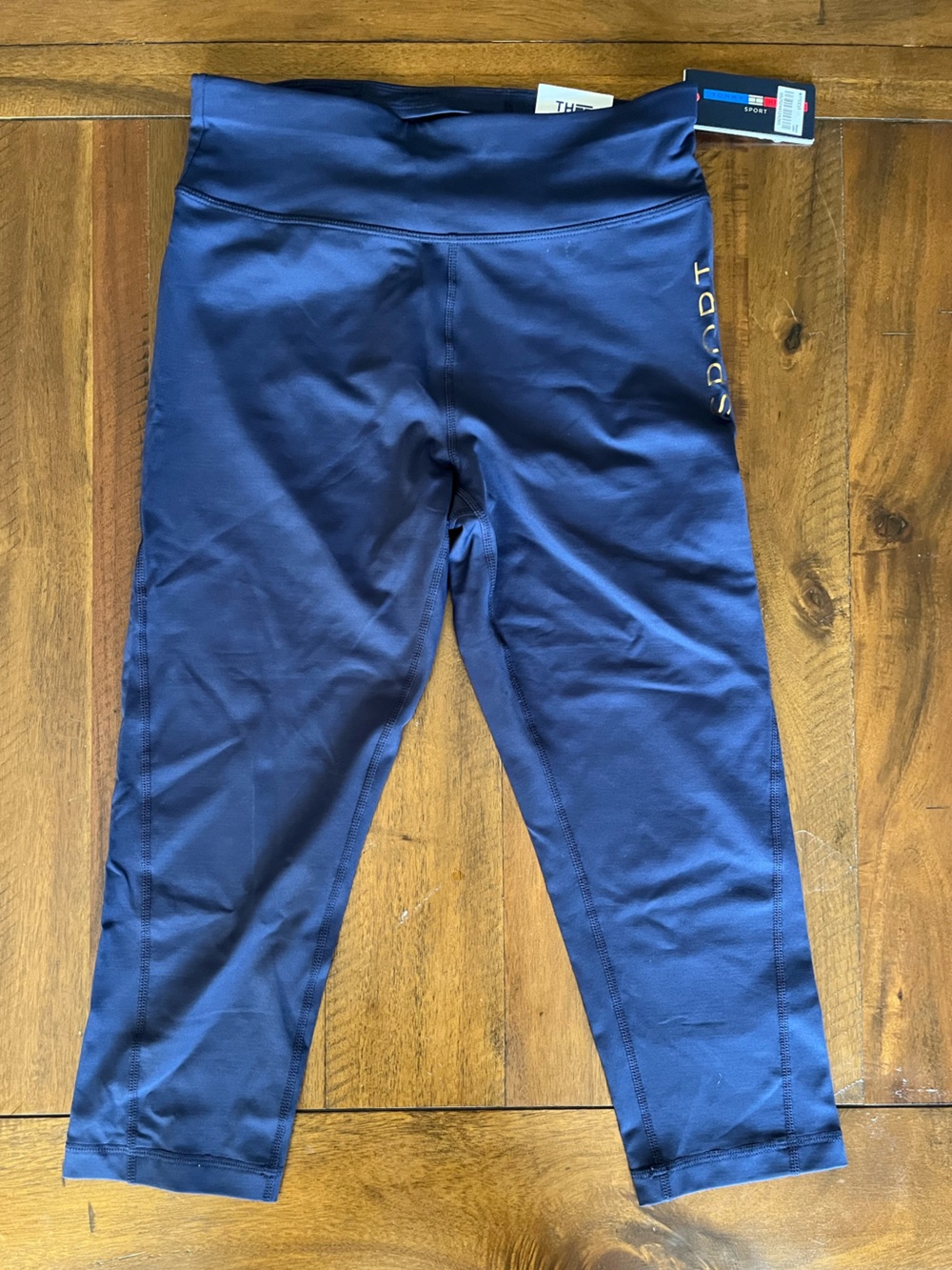 NWT Tommy Hilfiger Women’s Cropped Navy Performance Leggings